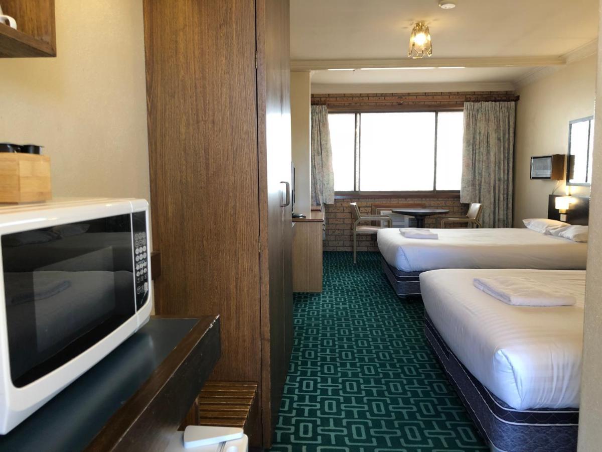 Canberra Lyneham Motor Inn المظهر الخارجي الصورة