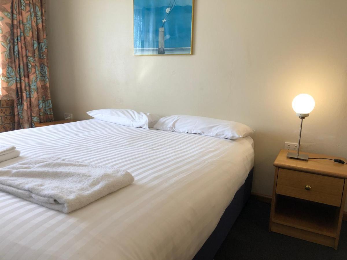 Canberra Lyneham Motor Inn المظهر الخارجي الصورة