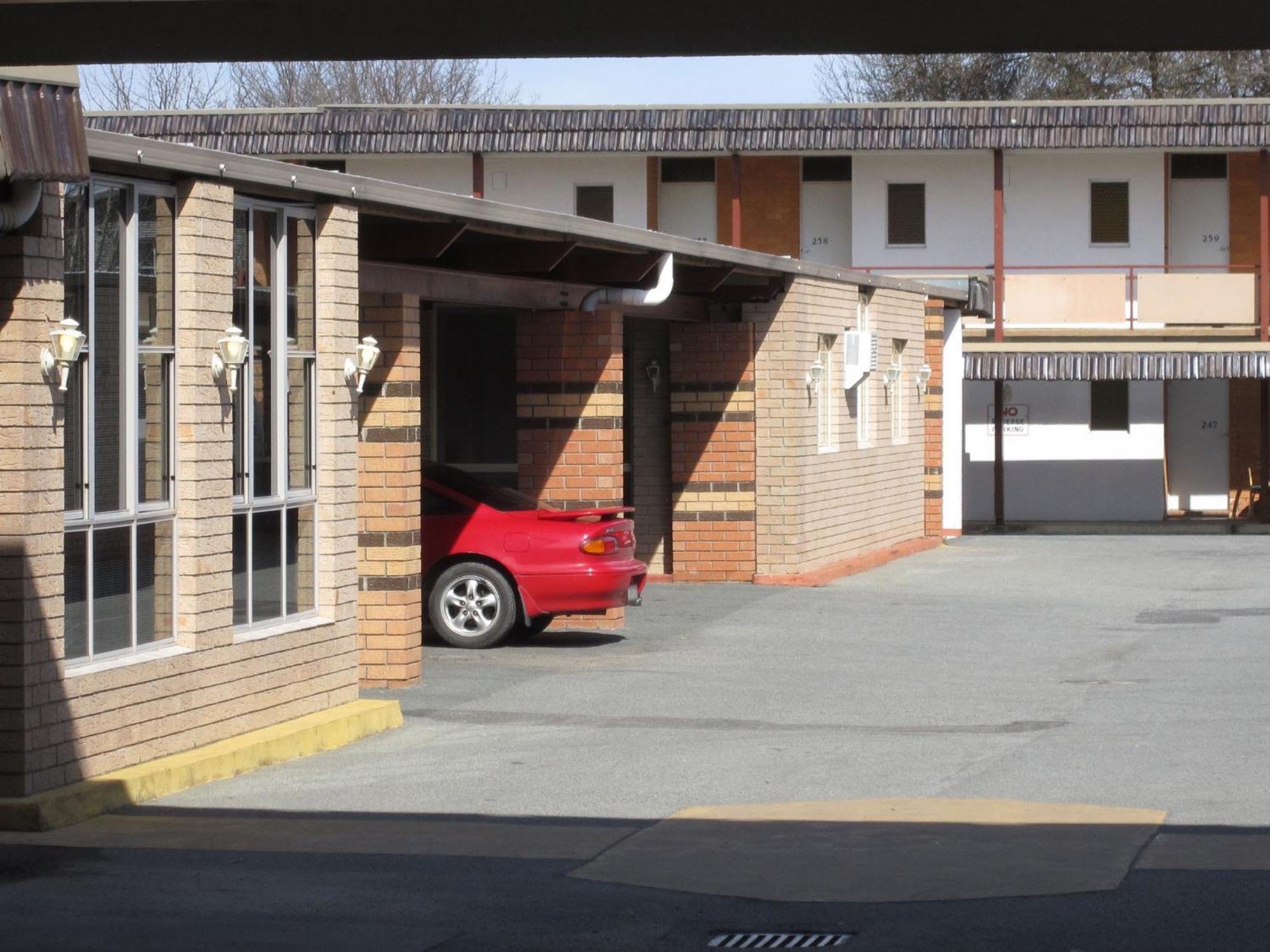 Canberra Lyneham Motor Inn المظهر الخارجي الصورة